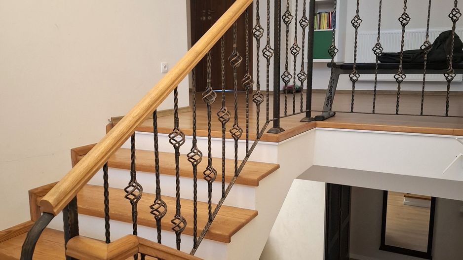 Casa P+1E+M, cu 5 camere, Cocosesti - Poză 8