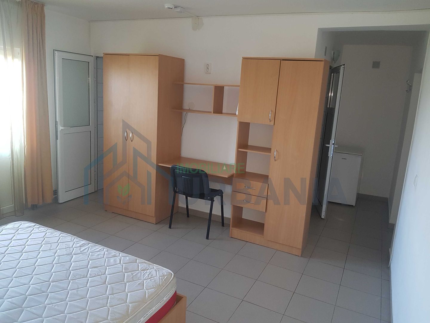 Apartament cu 1 cameră, zona Podul de Fier, Iași – de închiriat - Poză 1