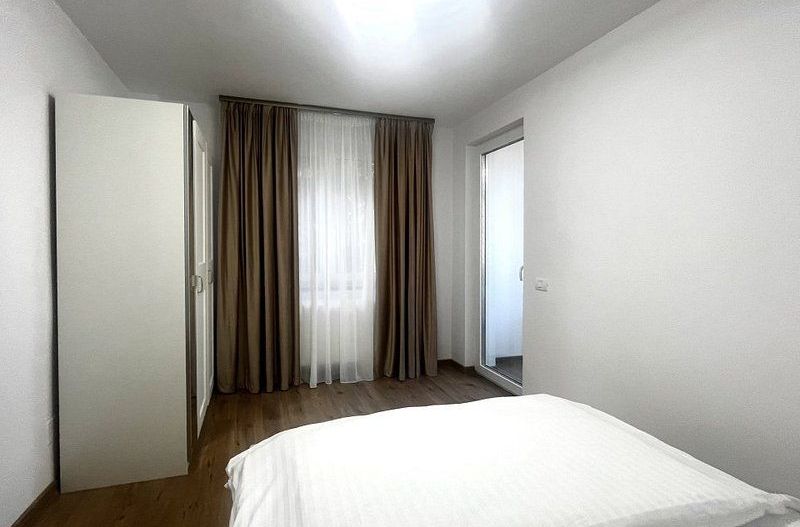 Un apartament primitor si modern, situat in zona Ultracentrală - Piața Victoriei - Poză 12