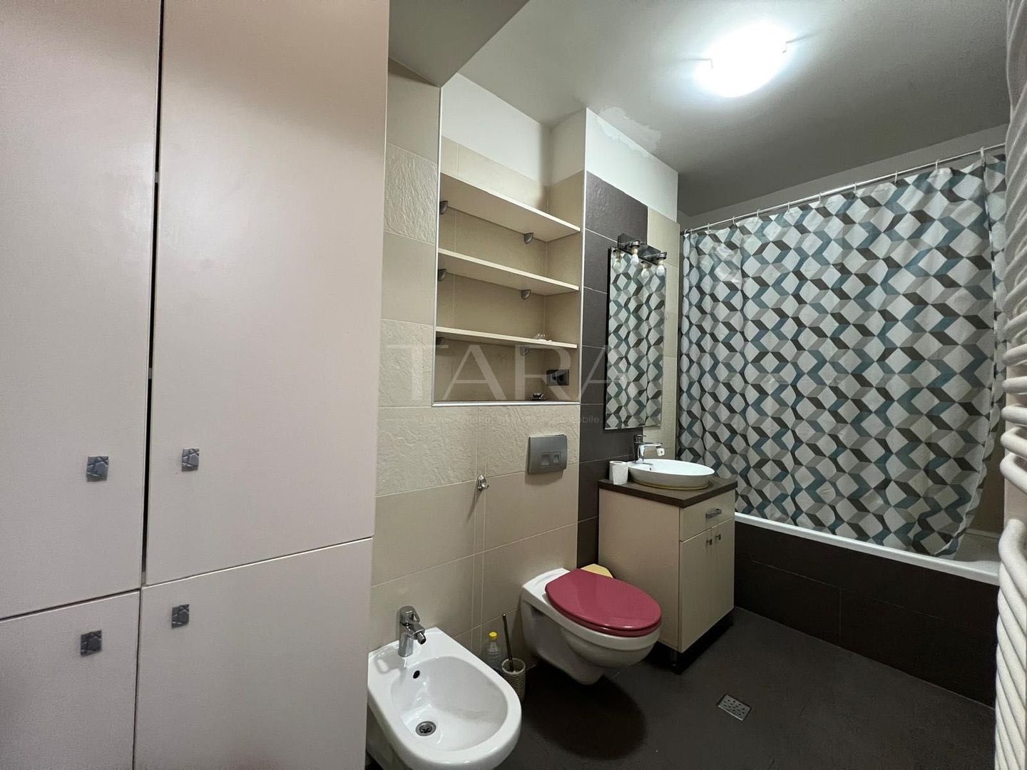 Apartament 3 camere cu parcare subterană. - Poză 5