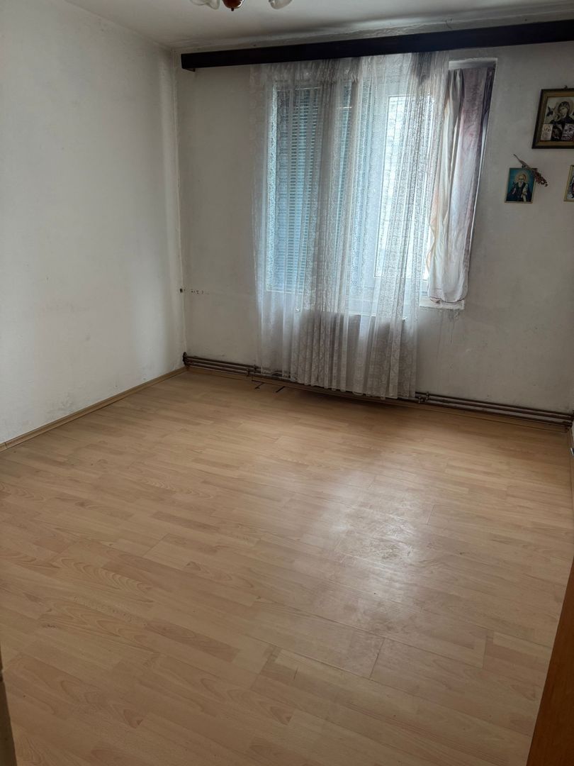 3 camere Decomandat 65 mp, Strada Modoran Ene - Poză 5