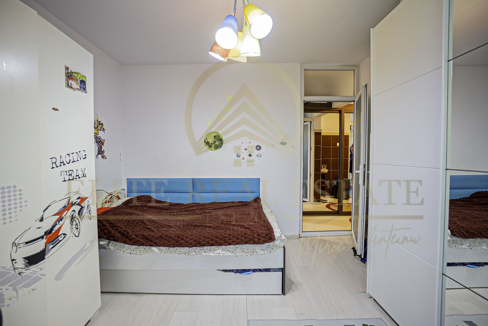 POARTA 6 - Vânzare apartament decomandat cu 2 camere, etaj 2. - Poză 6
