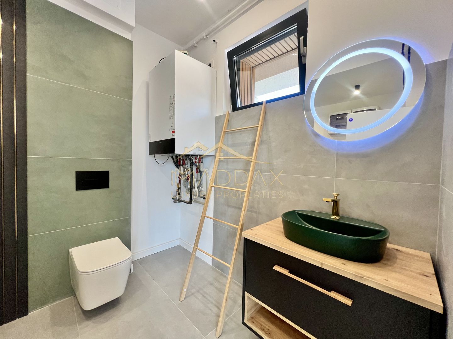 Vilă **6 camere  **451mp // Zona Iancu Nicolae - Poză 115