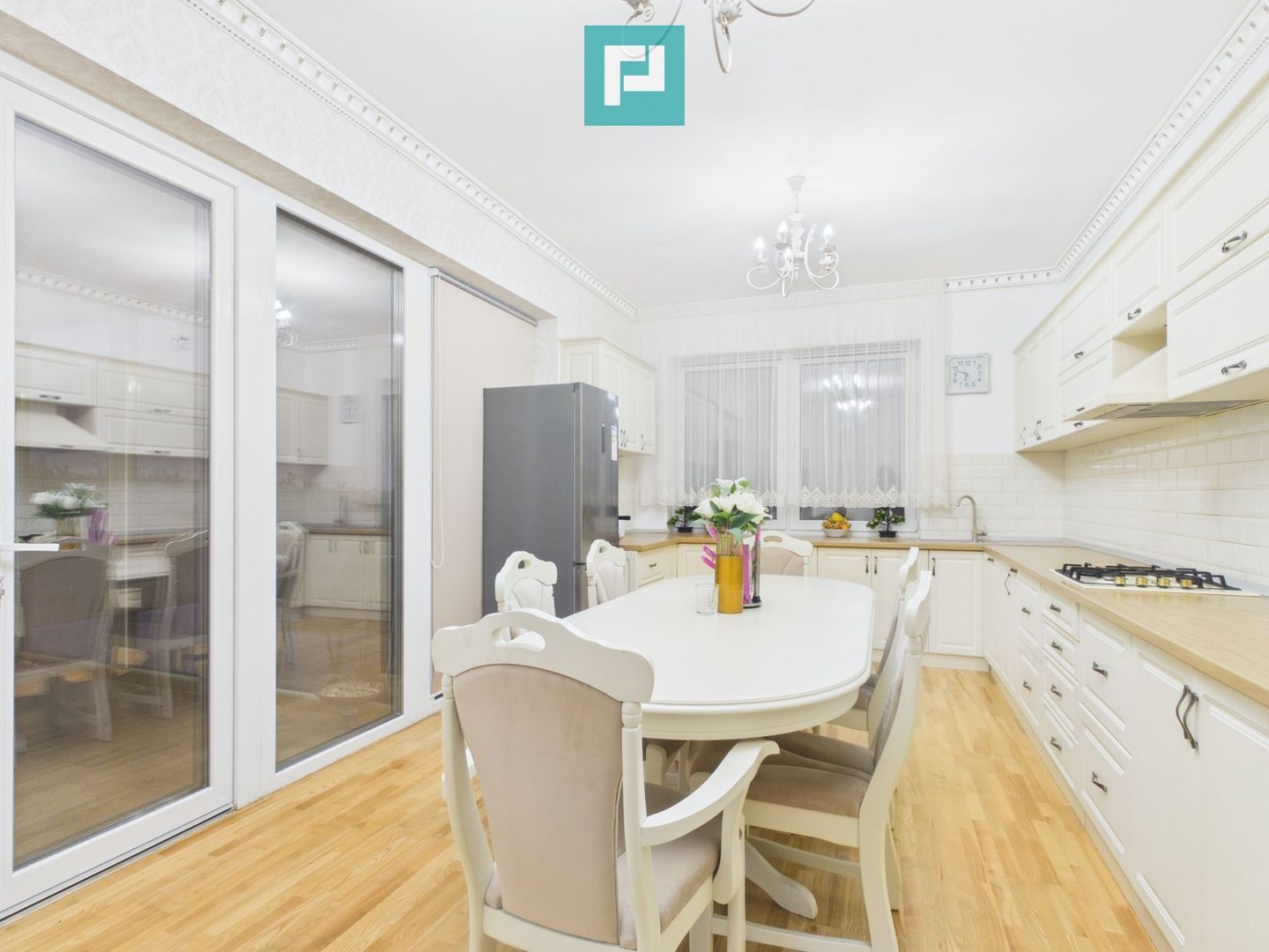 Casă de lux Oncea, piscină, 400 mp - Poză 49