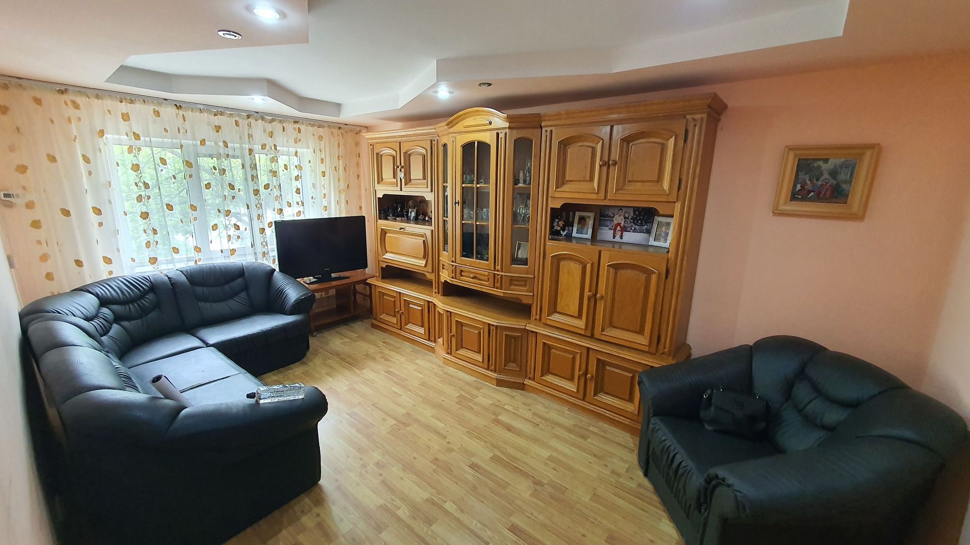 Apartament 3 camere, etaj 1, zona CRUCEA GĂRII - Tribunal; - Poză 1