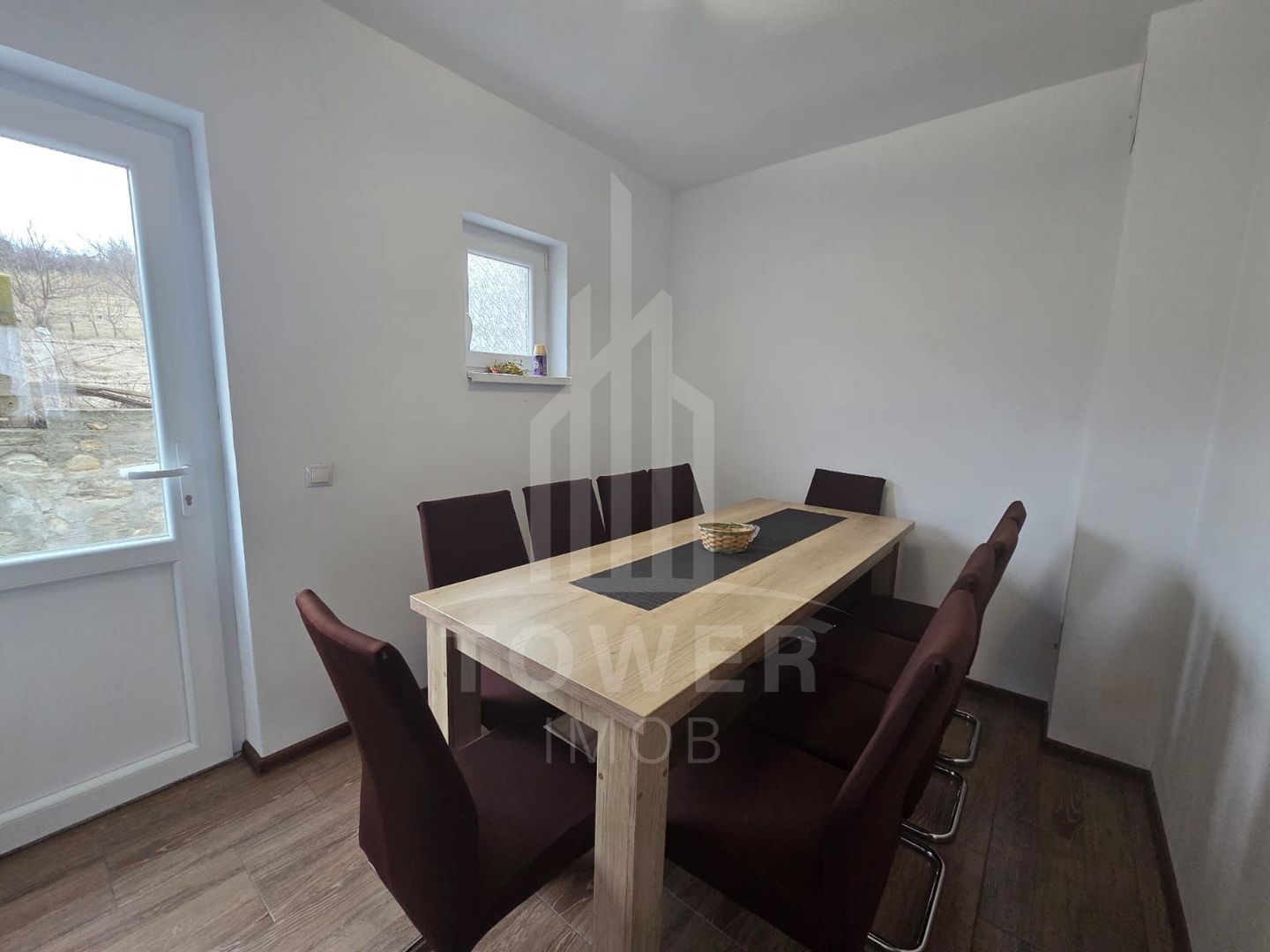 Casă de închiriat - Zona Gușterița, vedere spre munte - Poză 7