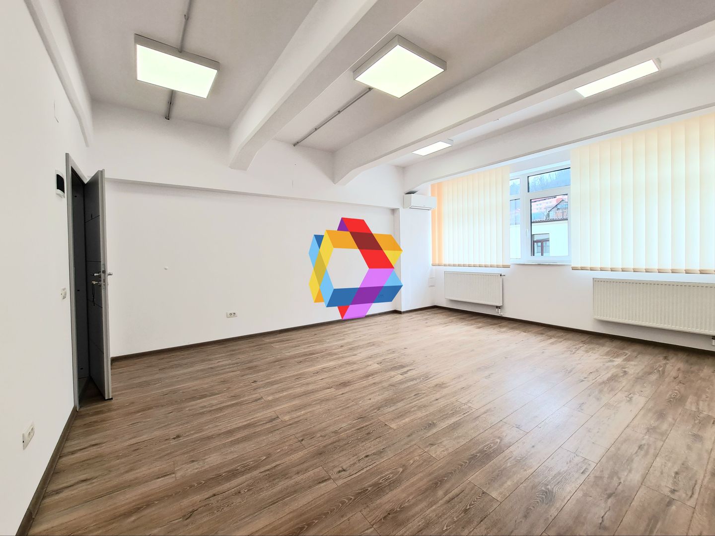 Spatiu birouri de închiriat Brasov - 40 mp # spatii-comerciale-brasov.ro - Poză 2