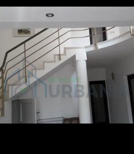 Inchiriez camera la vila - Poză 1