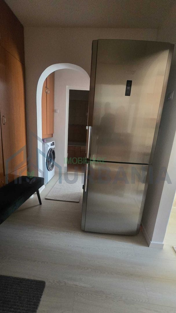 Inchiriez apartament 2 camere - Poză 1