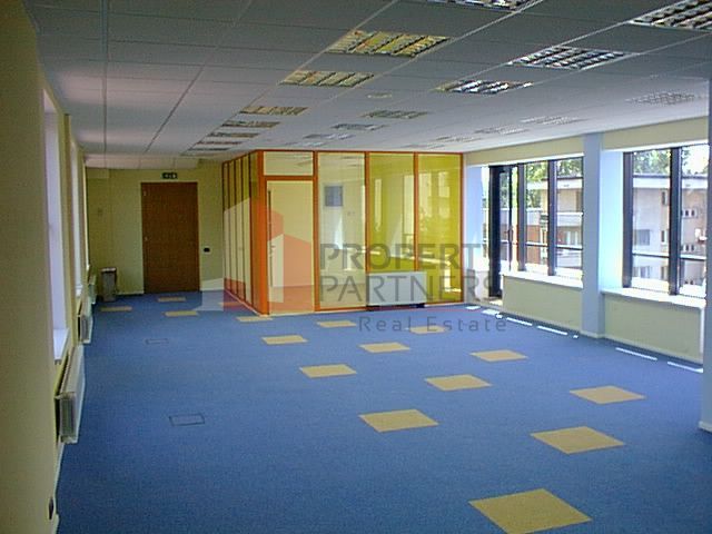Cladire de birouri  Str. Polona - Str. Mihai Eminescu - Poză 6