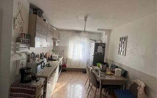 Apartament 3 camere zona Soarelui - Poză 2