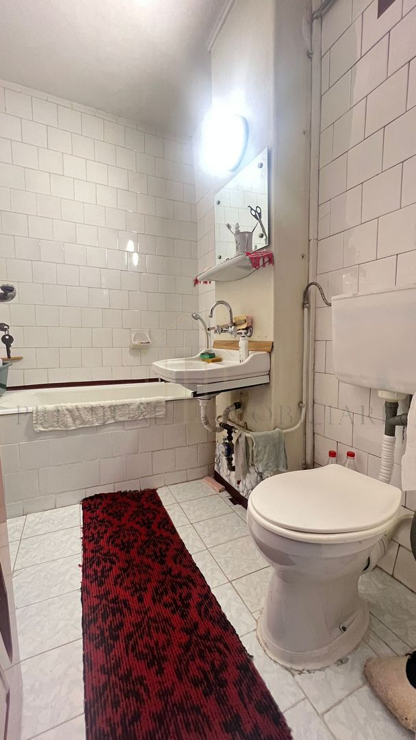 Apartament 3 camere – Etaj 2/4 – Zona de jos - Poză 8