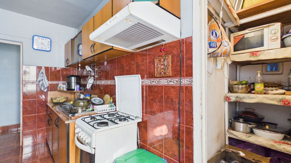Apartament cu două camere, decomandat Lipova - Poză 12