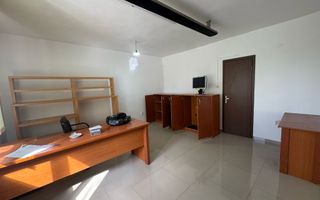 Birouri,sediul firme de închiriat  Etaj 1 în Aradul nou. - Poză 5