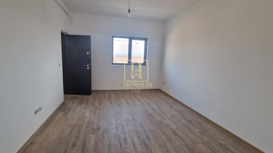 Apartament 3 camere 64 mp + loc de parcare Lunca Cetatuii 95000 euro - Poză 1