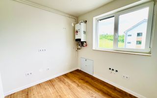 Apartament  54 mp/ ETAJ 1/zona Aeroport /Sibiu - Poză 3