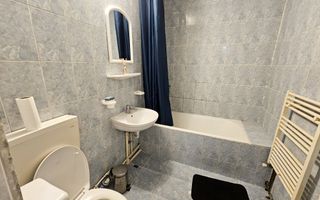 Apartament 2 camere, decomandat, etaj 3, zona Tolstoi - Poză 7