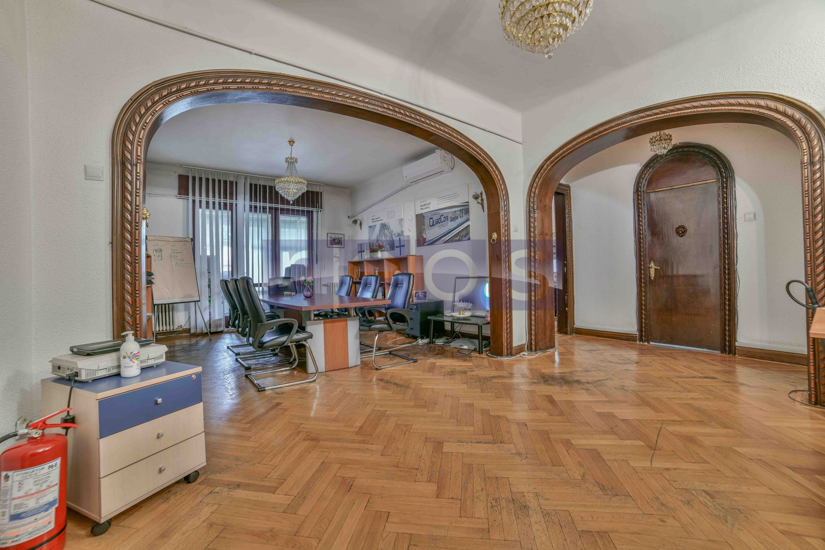 VÂNZARE | APARTAMENT | ZONA AVIATORILOR - Poză 1