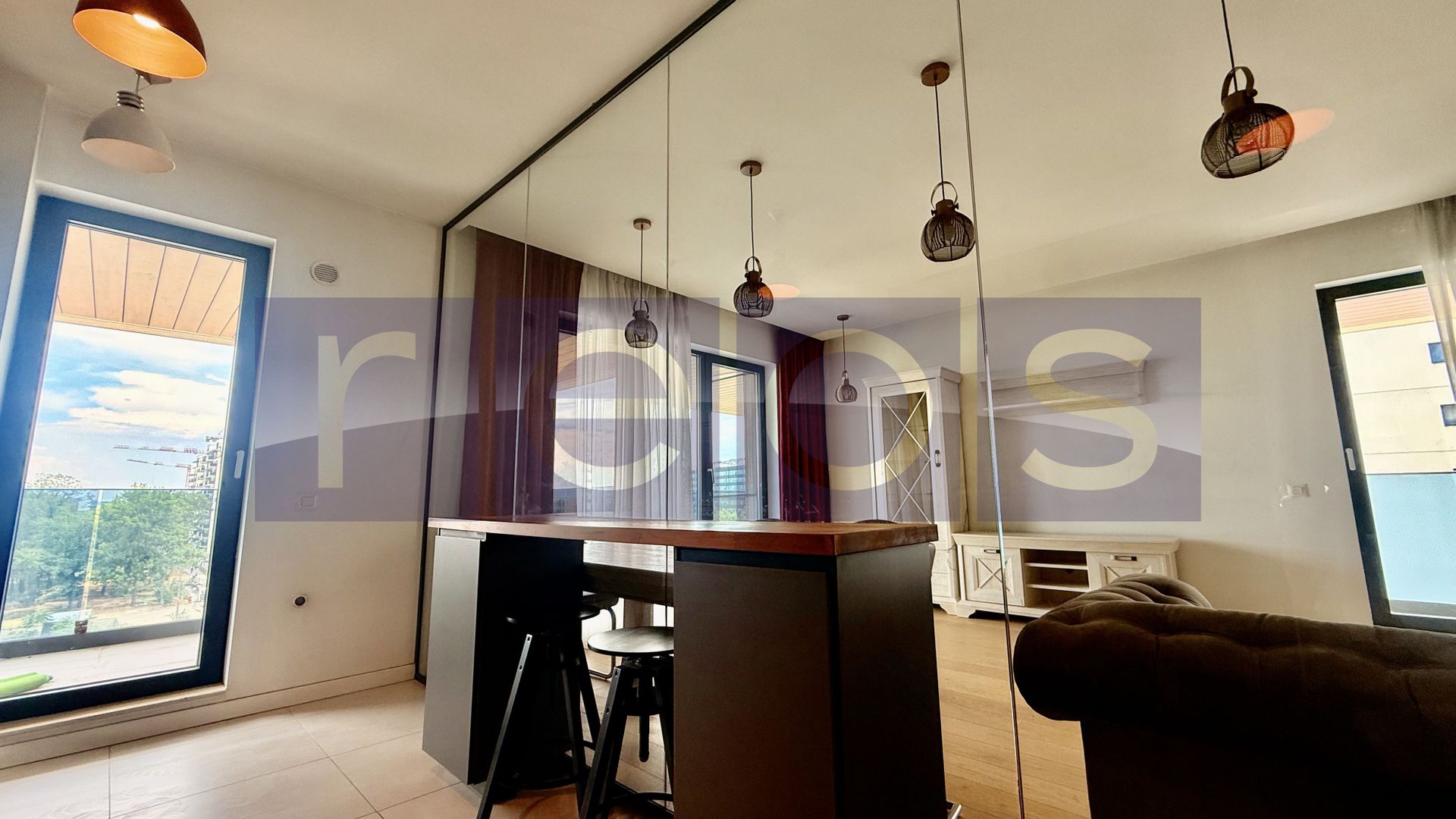 INCHIRIERE 4 CAMERE | TERASA 23 MP | 2 PARCARI | MOBILAT LUX - Poză 1