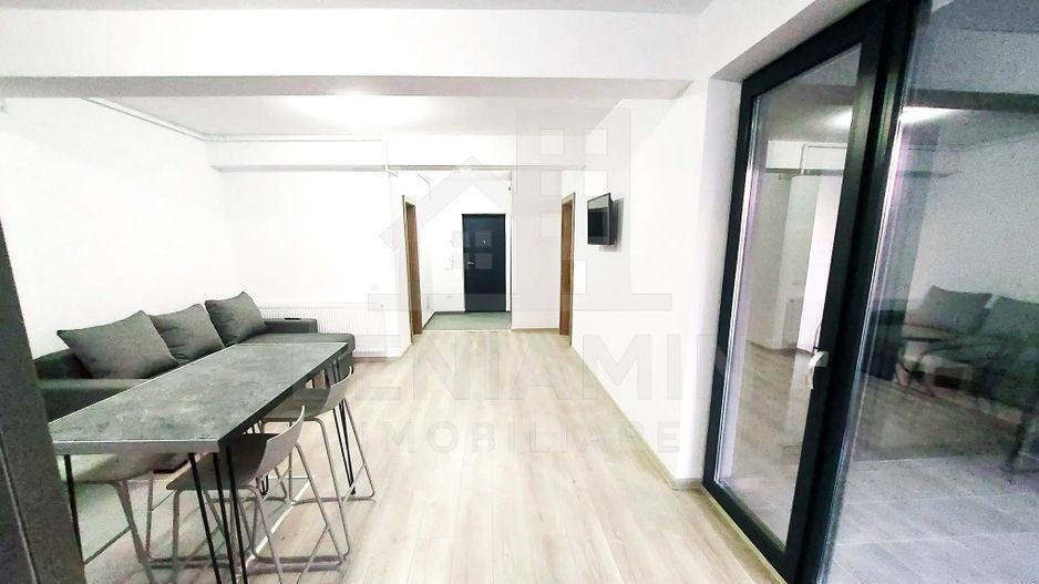 Apartament 2 camere - Platinum Residence - Coresi - Parcare 66.4mp - Poză 2