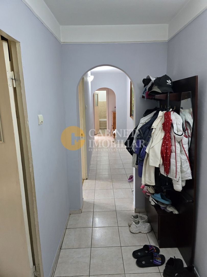 BAZA 3 - BLOC DUPA 80 - 2 CAMERE DECOMANDAT - ETAJ 3 - FARA RISC - Poză 6