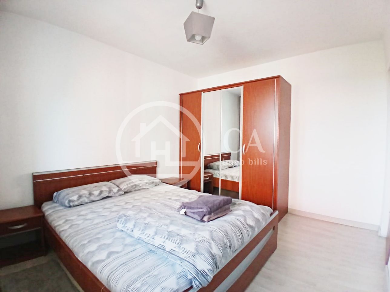 Apartament de vânzare cu 3 camere în zona Rogerius, Oradea - Poză 4