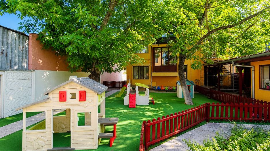 Bucovina–Mehala | 15 camere | 728 mp teren | Proprietate multifuncțională - Poză 6