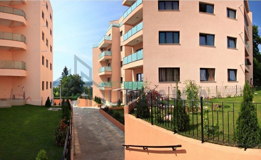 Apartament 3 camere, Copou Bellevue, 75 mp, renovat total, mobilat, vedere panoramică - Poză 2