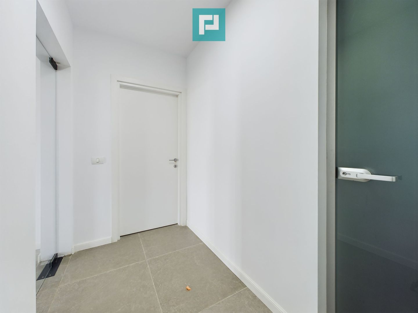 Sediul Dvs. de Afaceri Modern în Complexul PLAZA - Poză 4