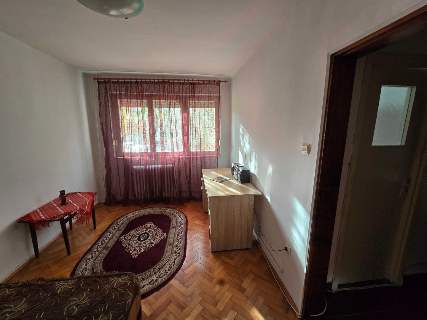 2 camere cf 1 zona Sagului-CENTRALA-parter cu balcon - Poză 6