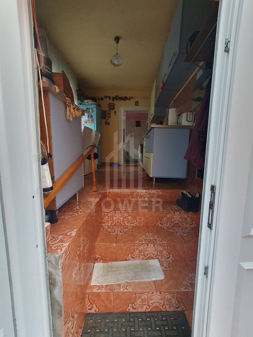 Casă de vânzare în Sibiu -individuală-curte comună- teren de 239 mp - Poză 7