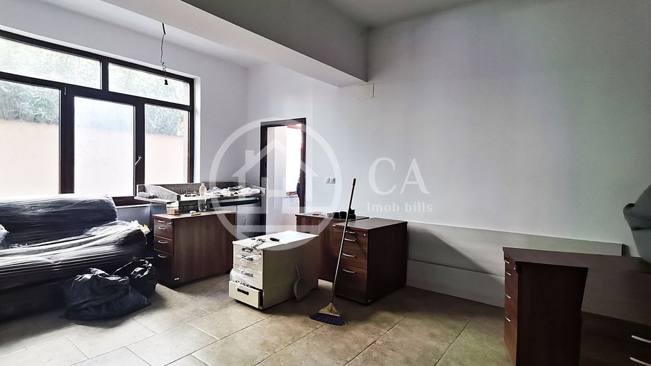 Casa de vanzare cu 7 camere în zona Dimitrie Cantemir, Oradea - Poză 8