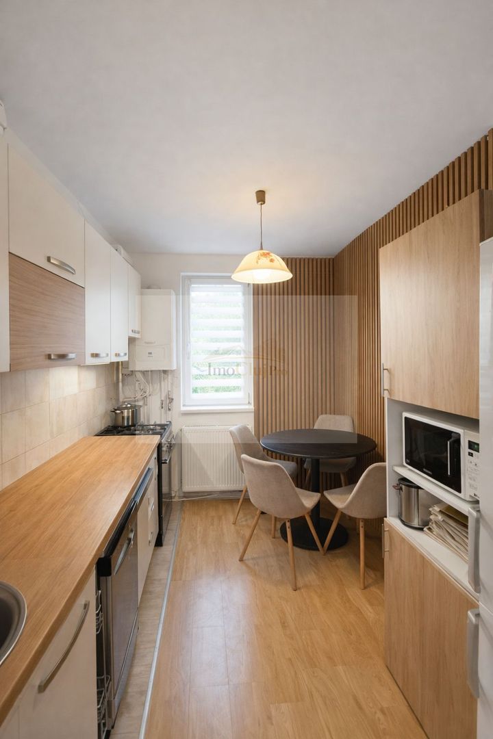 Vanzare apartament cu 3 camere decomandat in Gheorgheni- - Poză 1