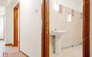 Vanzare vilă in Galati, renovată complet in 2025, 3 nivele, cu terasa - Poză 30