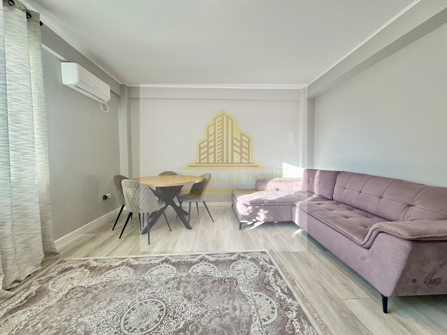 Vânzare apartament cu 2 camere - 68 m.p. Mutare imediată în Tătărași - Poză 1