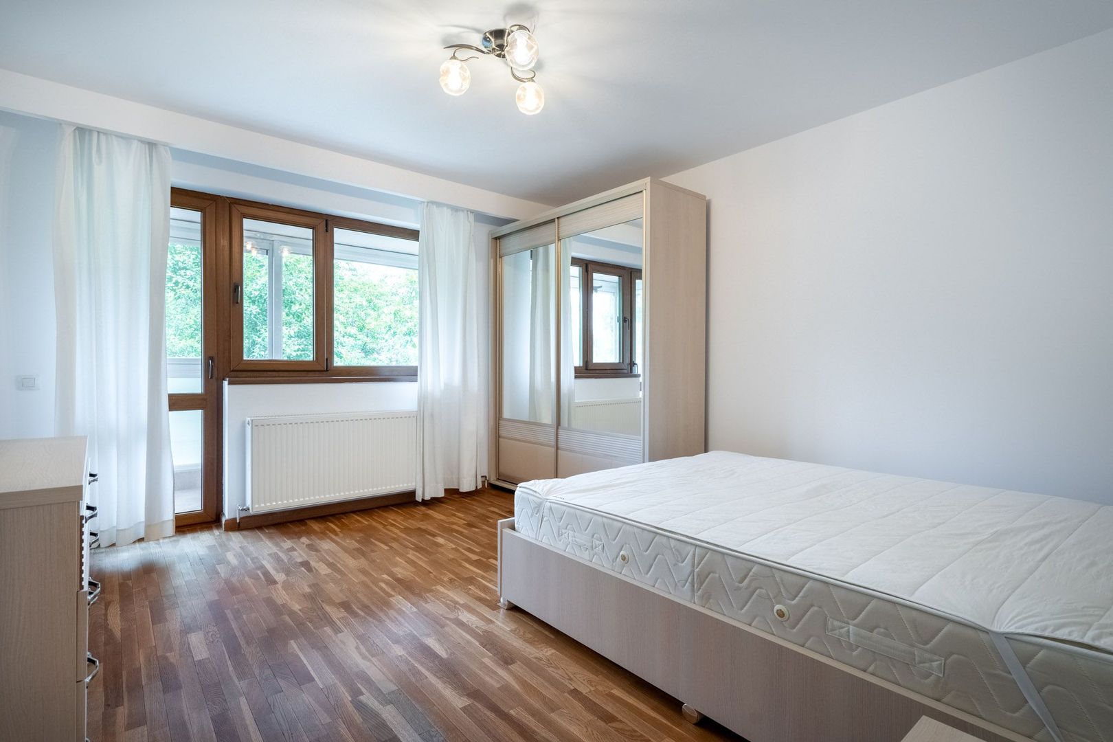 COMISION 0% - Baneasa/ Dobrogeanu Gherea-Garlei casa P+1+M 6 camere curte 500mp - Poză 21