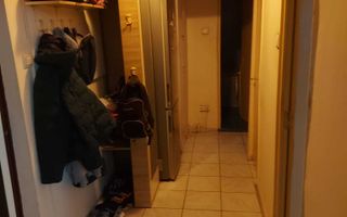 Apartament 2 camere de vânzare Teiul Doamnei - Poză 1