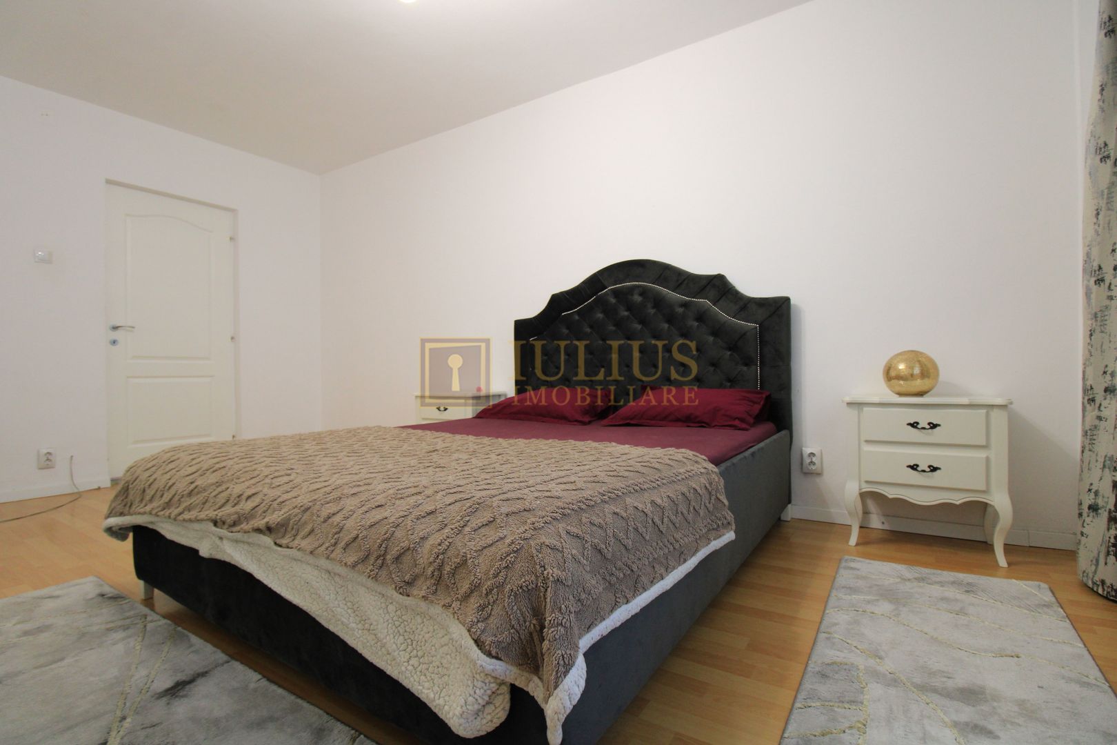 Corneliu Copusu, 3 camere + 2 bai, centrala proprie - Poză 4