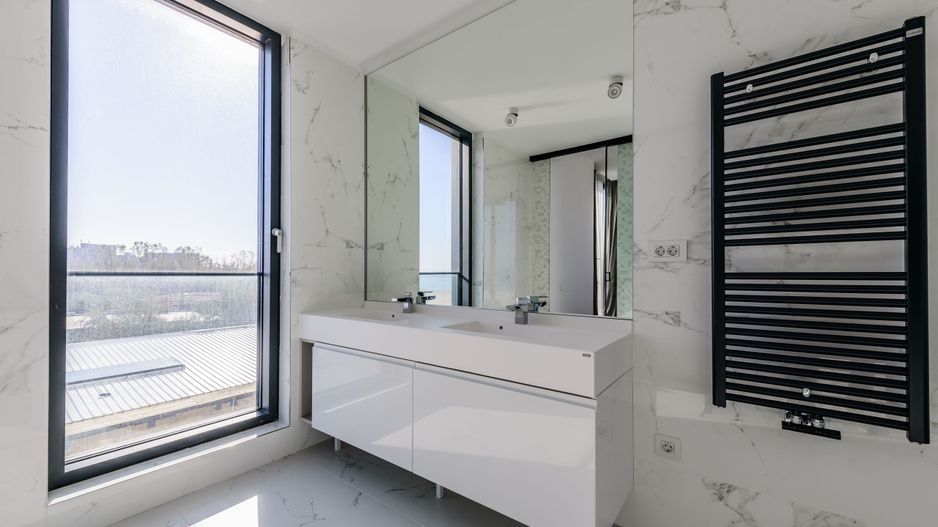 Apartament de lux cu vedere la mare în Mamaia - Poză 9