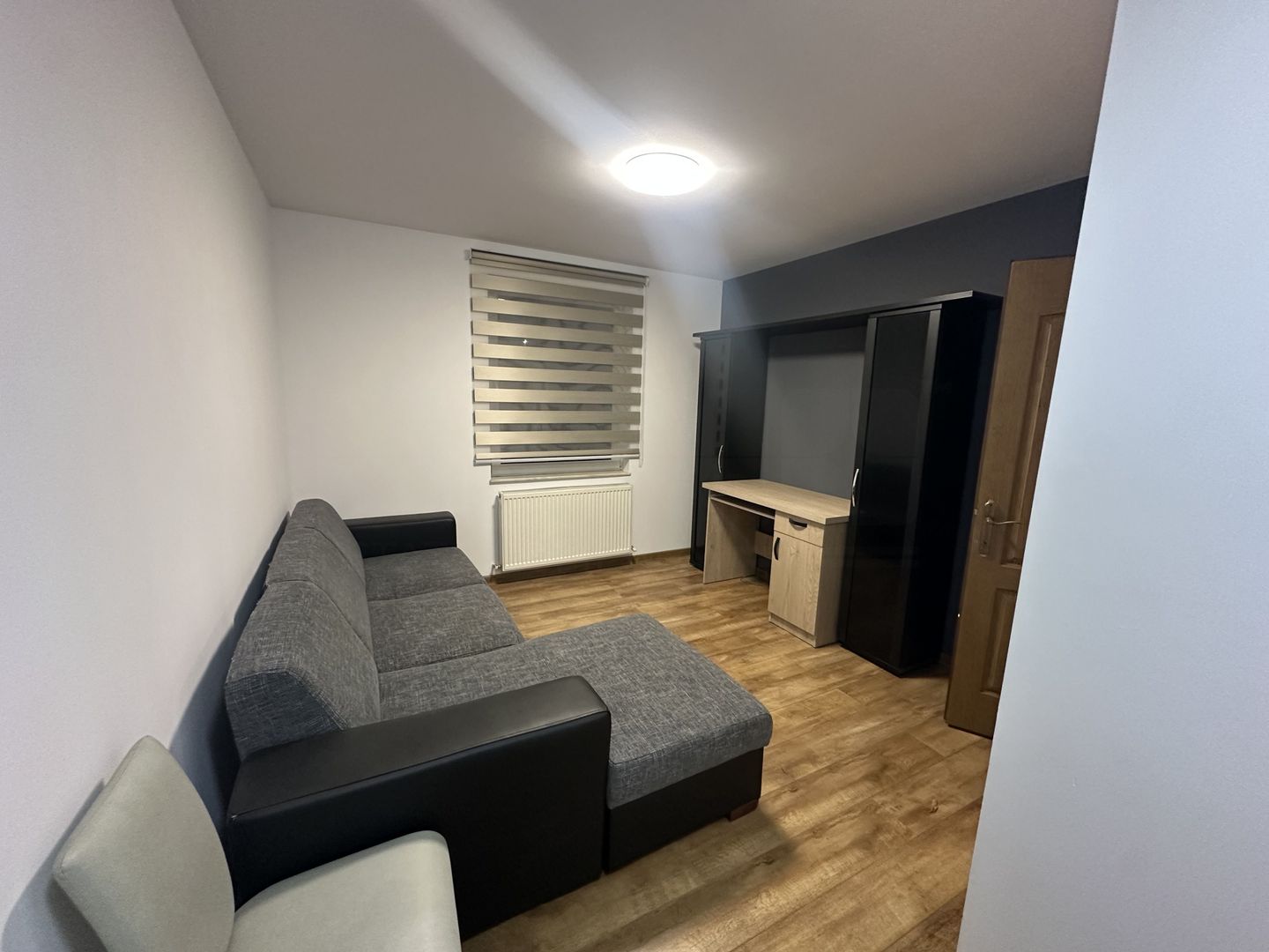 Apartament 3 camere | 80 mp | Parter | Bloc nou 2011 | Rădăuți - Poză 5