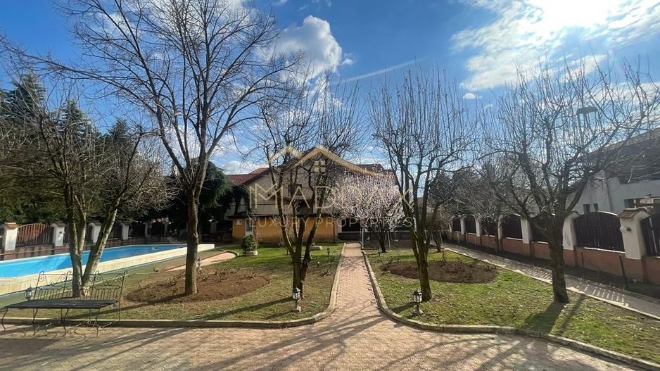 Vila superba**8 camere** Teren 1300 mp**Sauna +Piscina//Pipera - Poză 39