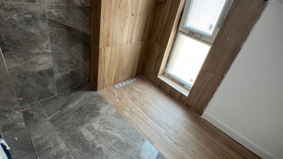 Vile Tunari, zona BUNA, Toate Utilitatile, curte 350m2 - Poză 11