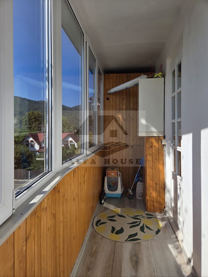 Apartament cu trei camere, zona Noua, 54 mp - Poză 10