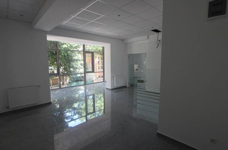 Spațiu de birouri de 100mp de închiriat în zona Central - Poză 2