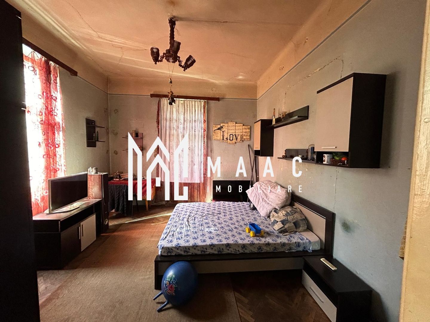 Apartament 2 Camere I Curte I Acces auto I BBQ I Sub Arini - Poză 4