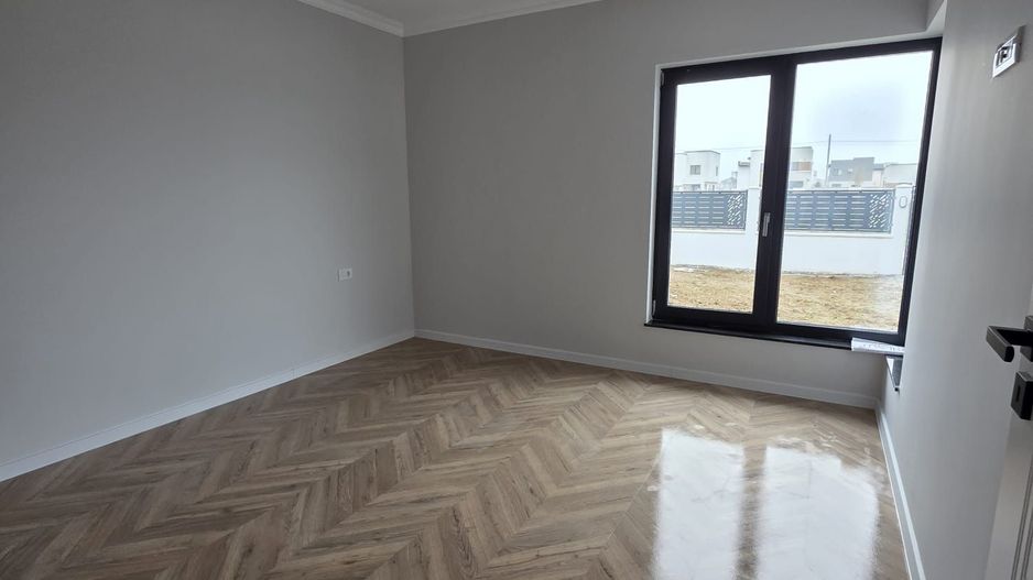 Casa zona Metro - Poză 10