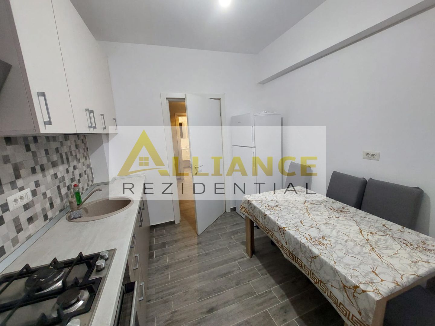 De inchiriat | 3 camere | 75 mp | Metrou Berceni – 3 minute - Poză 15