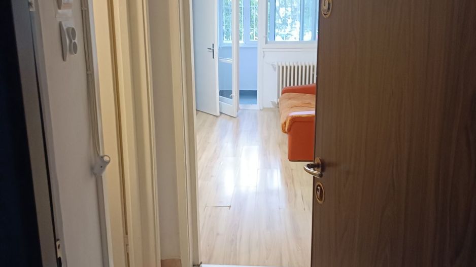 Garsonieră mobilată complet, boiler, etaj 4, metrou Titan, pet friendly - Poză 6