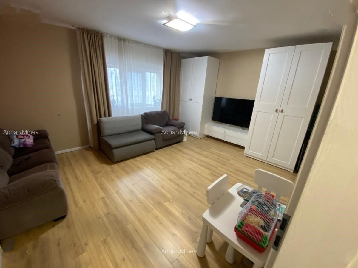 Apartament 3 camere zona Basarabiei - Costin Georgian - Carei - Poză 1