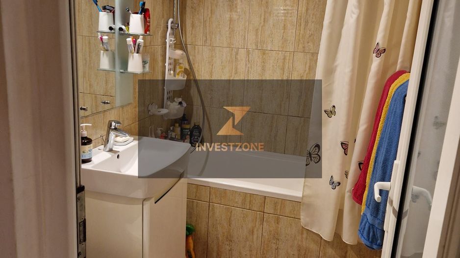 Apartament cu 2 camere situat in Piata Bucuresti - Poză 5